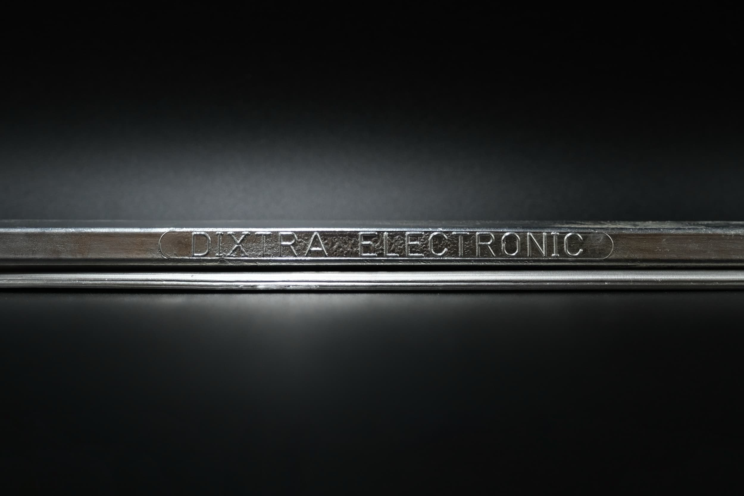 Riparazioni elettroniche con fili animati